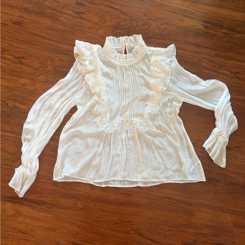 Anthropologie  Eri & Ali White ruffled lace puffy sleeve blouse.  Size Small